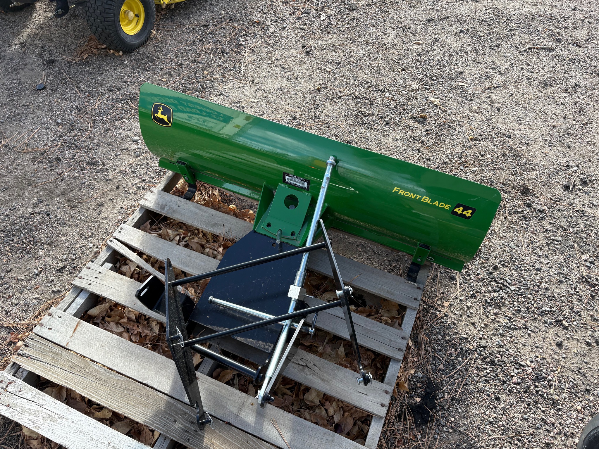 2023 John Deere 44SB Image 2