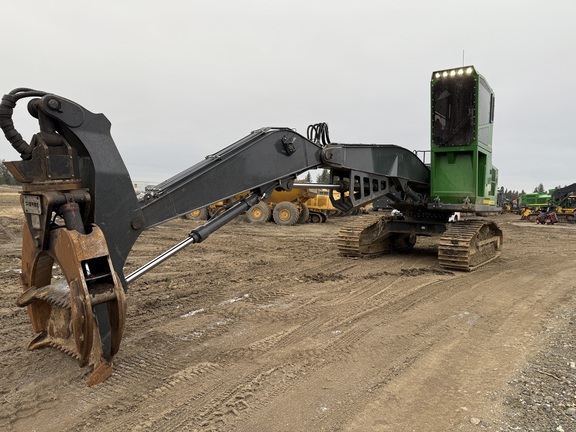 2023 John Deere 2956