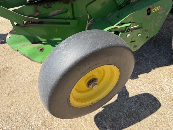 2007 John Deere 568 - Photo10