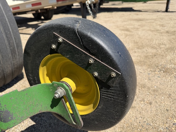 2007 John Deere 568 - Photo9