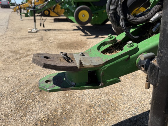 2007 John Deere 568 - Photo19