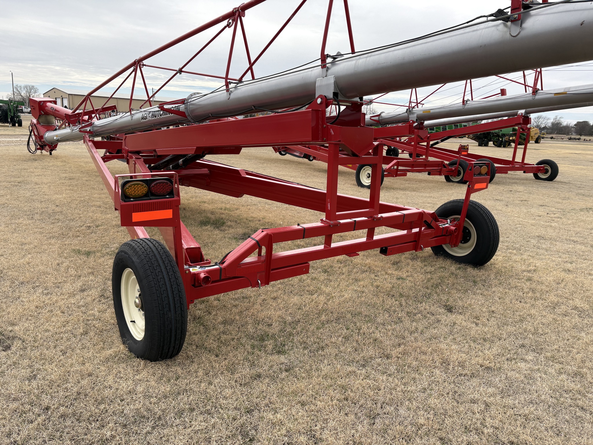 2023 Hutchinson Mayrath HX21394SRCBH Image 4