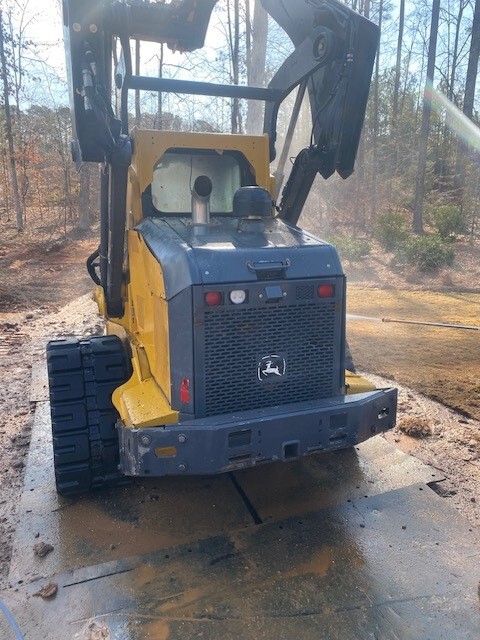 2022 John Deere 333G Image 3