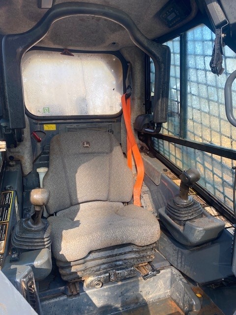 2022 John Deere 333G Image 5