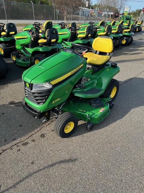 2024 John Deere X330 Image 2