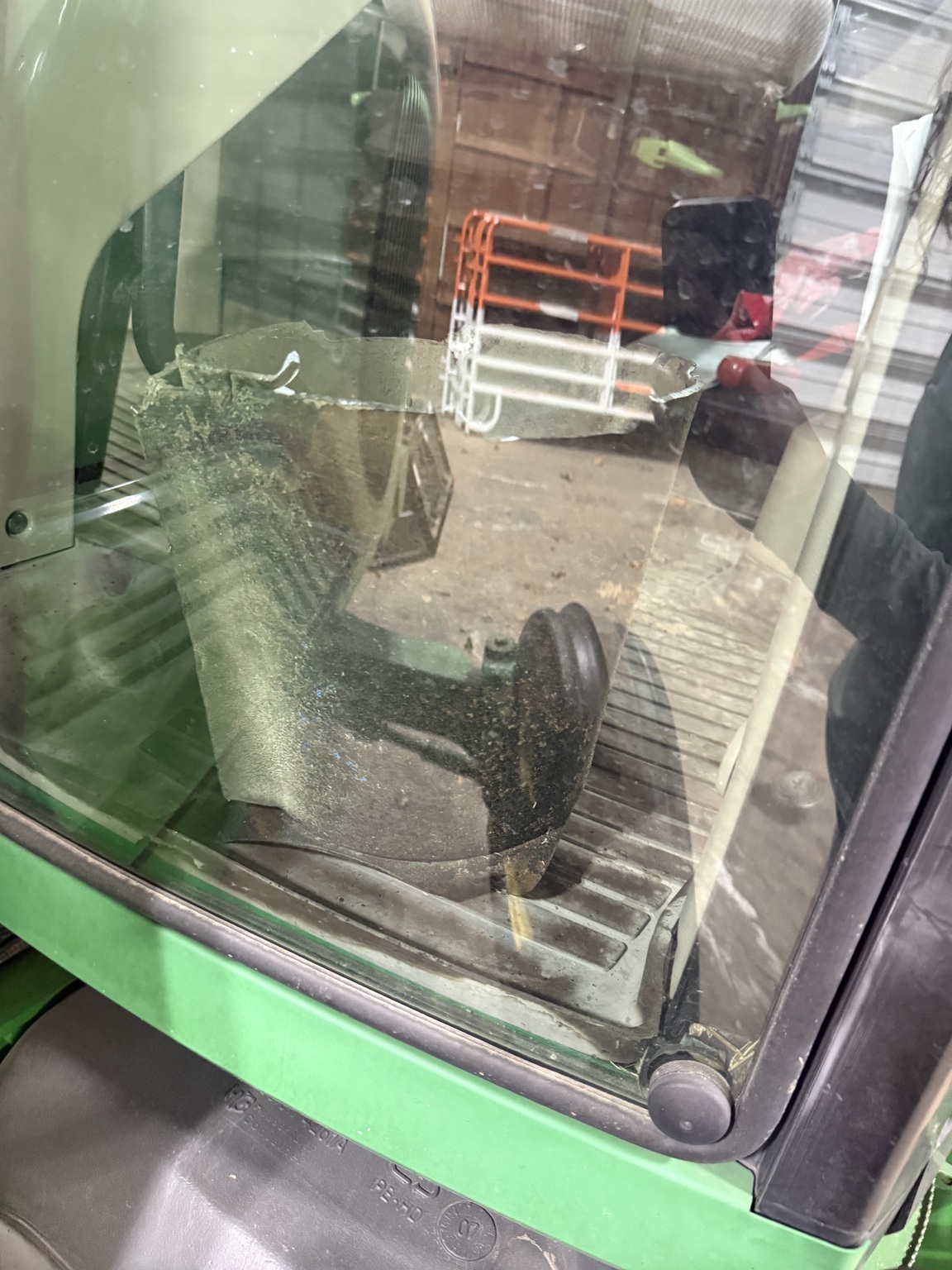 2015 John Deere R280 Image 5