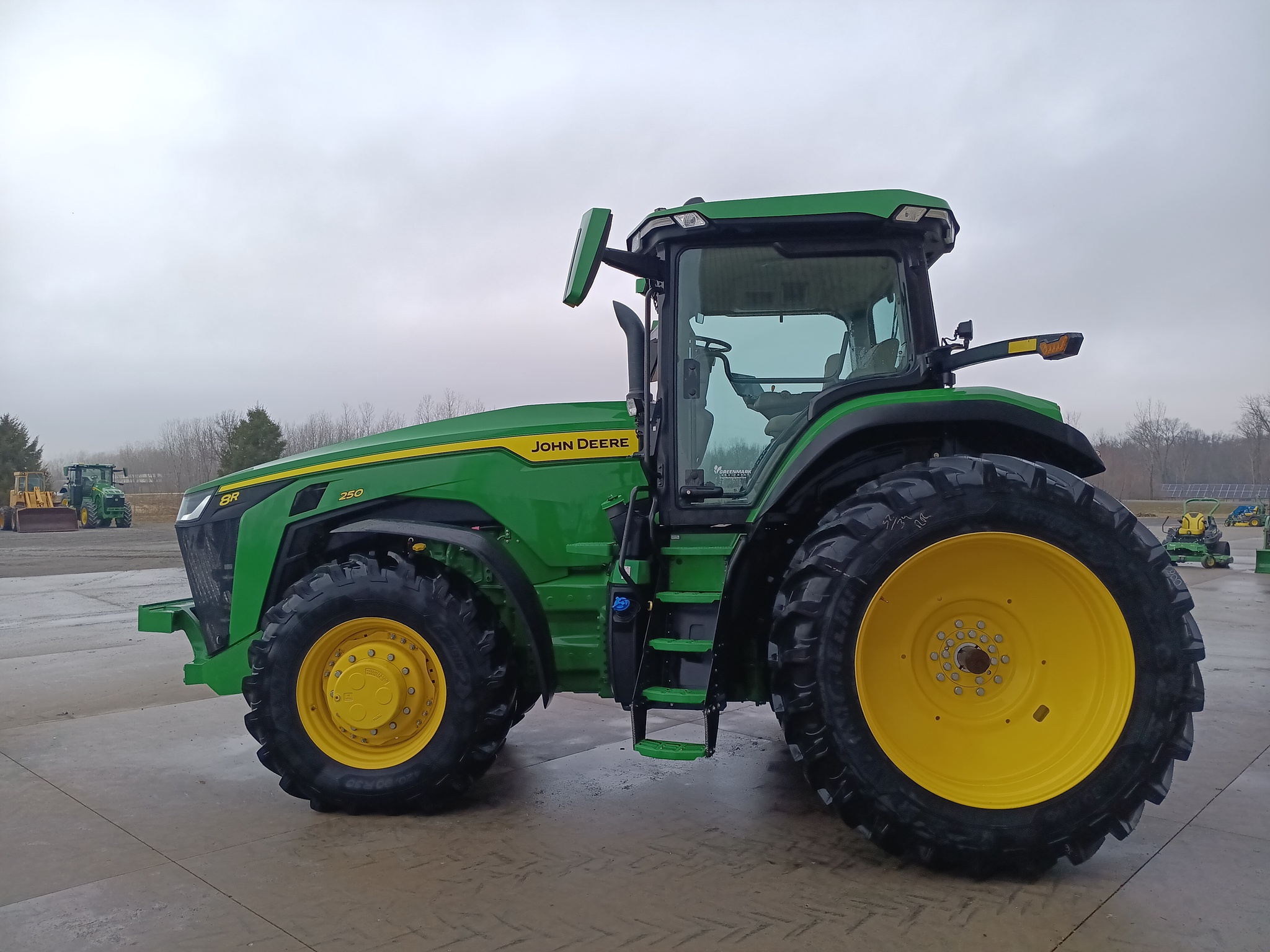 2024 John Deere 8R 250 Image 6