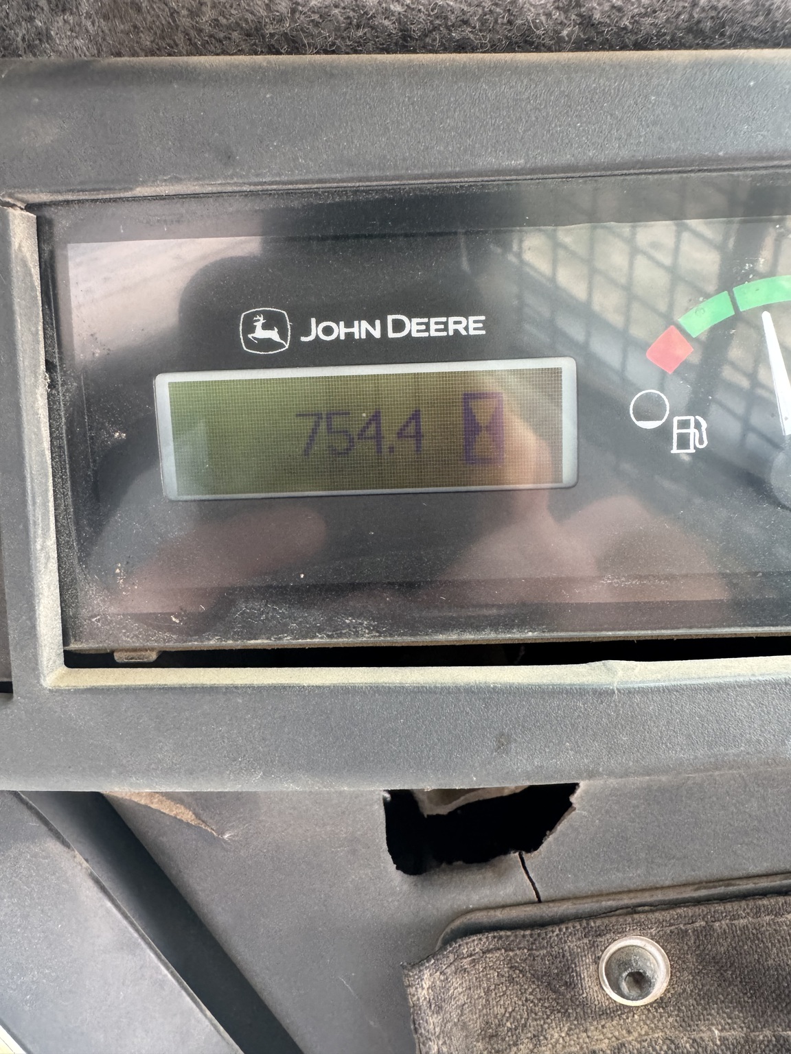 2022 John Deere 320G Image 6