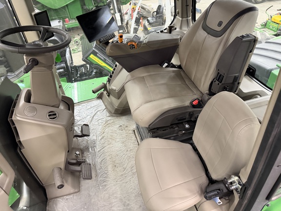 2025 John Deere 9RX 640 - Photo21