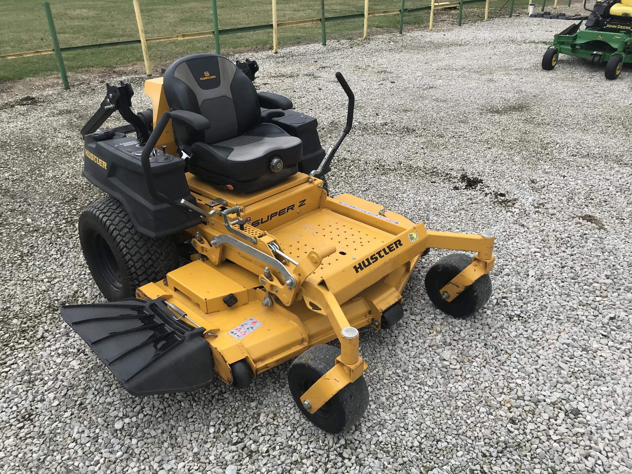 2021 Hustler Super Z FX1000 Image 2