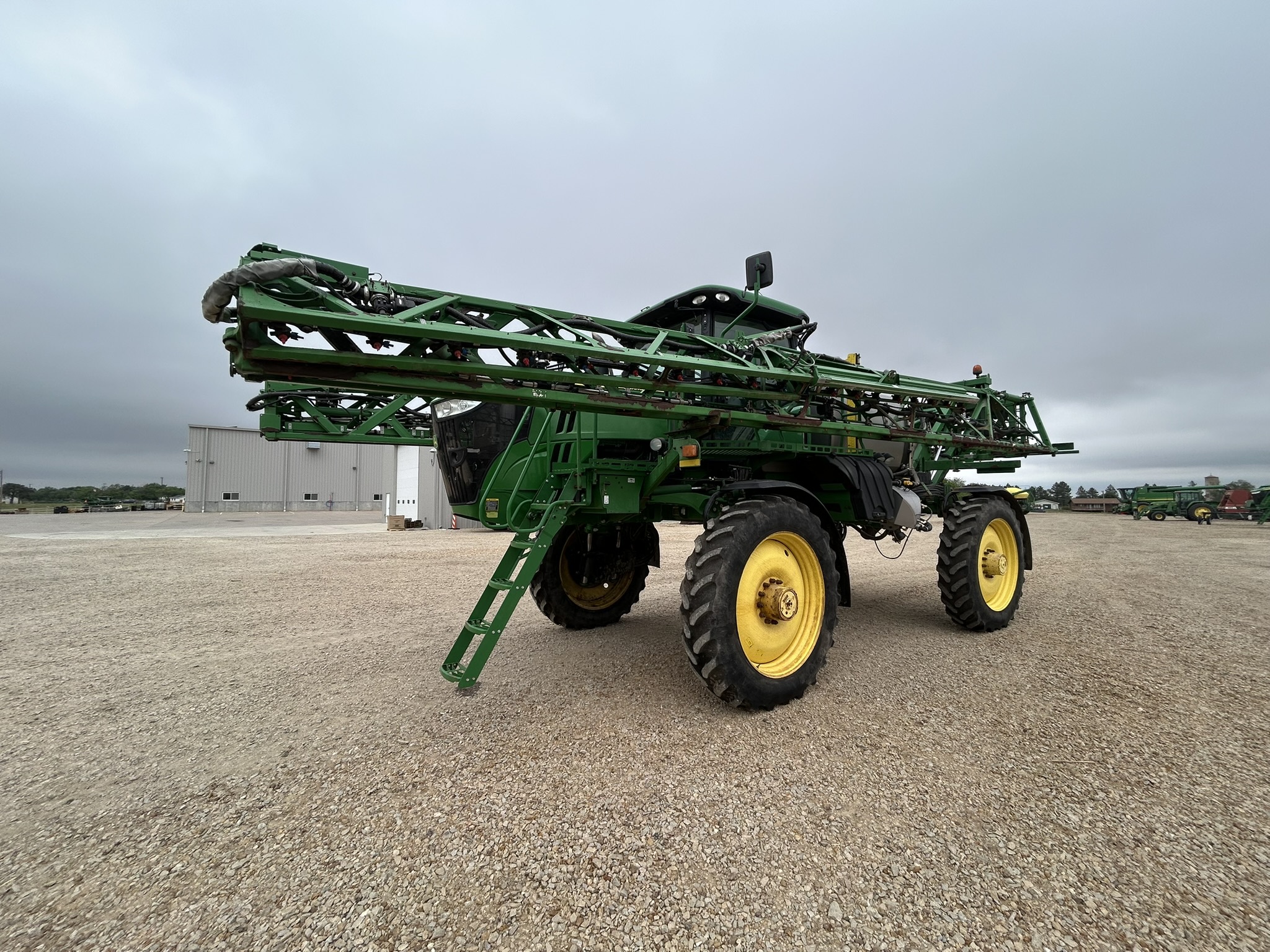 2016 John Deere R4038 Image 1