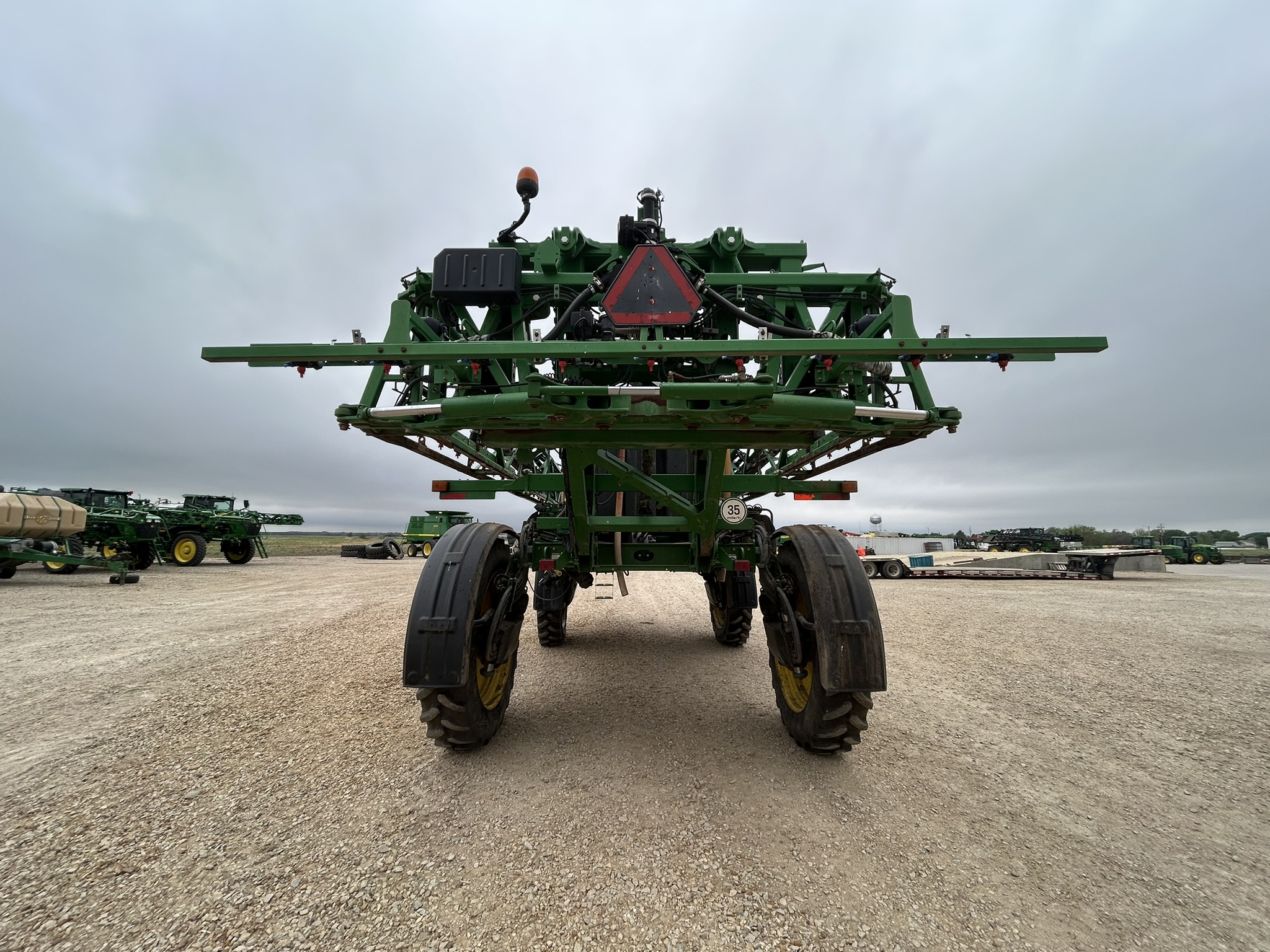 2016 John Deere R4038 Image 4