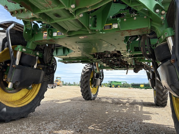 2016 John Deere R4038 - Self-Propelled Sprayers - Ellsworth, KS