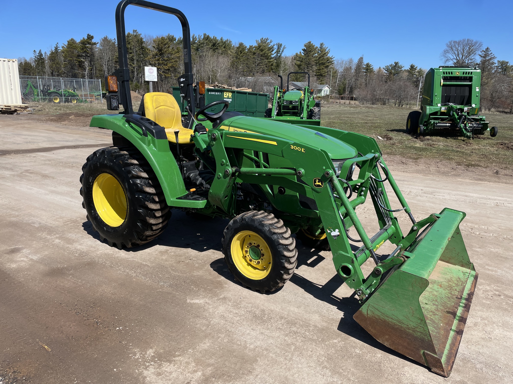 2021 John Deere 3035D Image 5