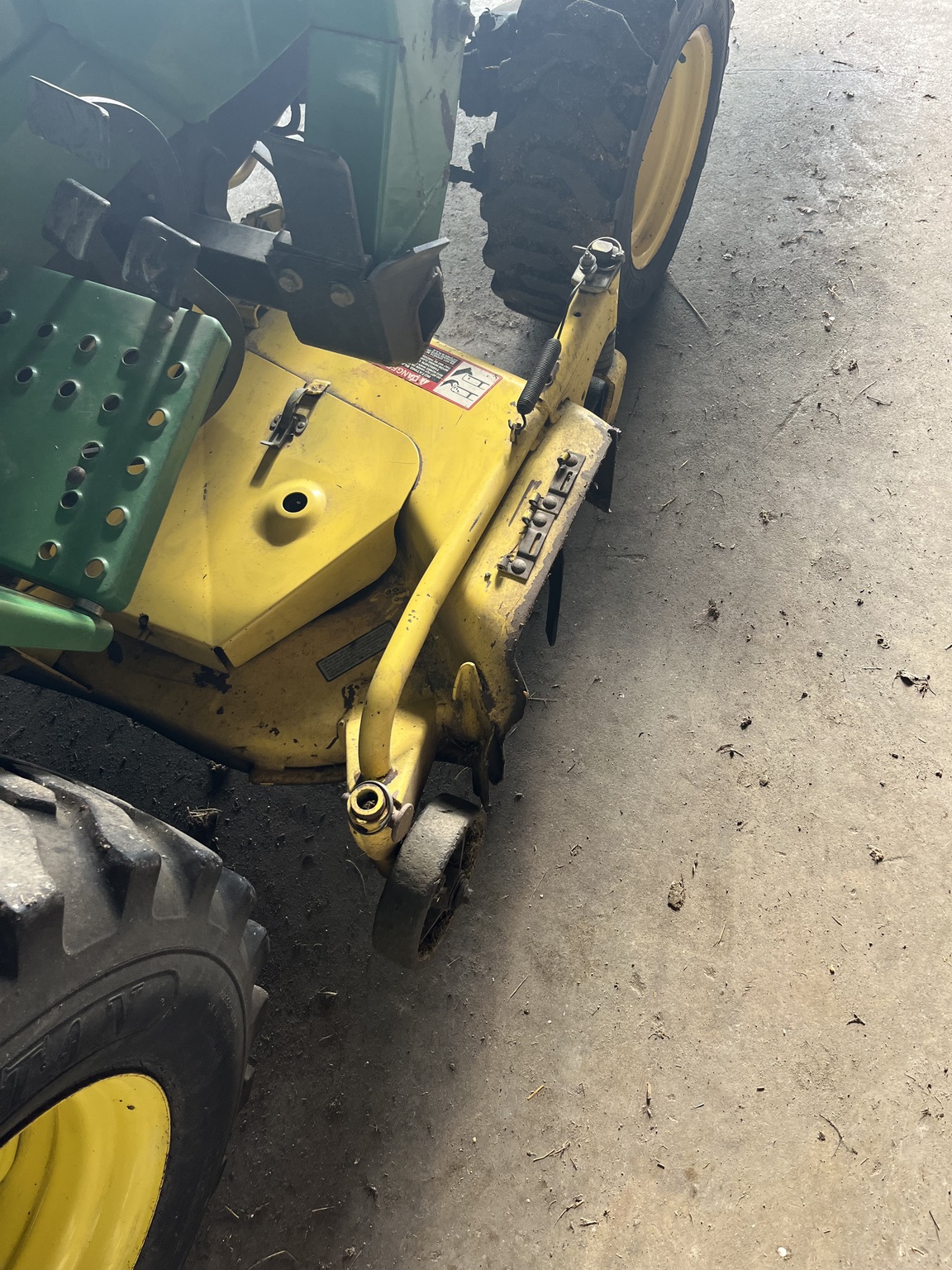 1997 John Deere 955 Image 8