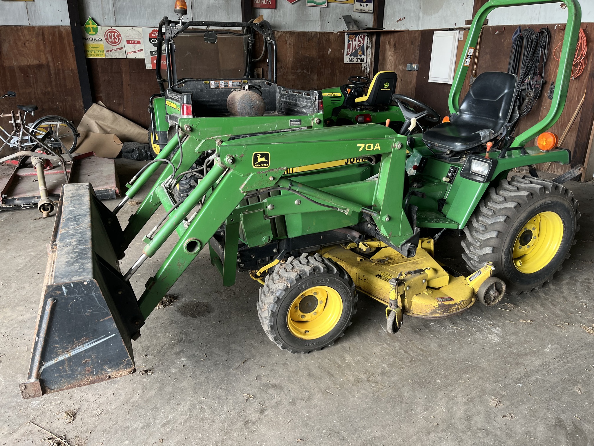 1997 John Deere 955 Image 4