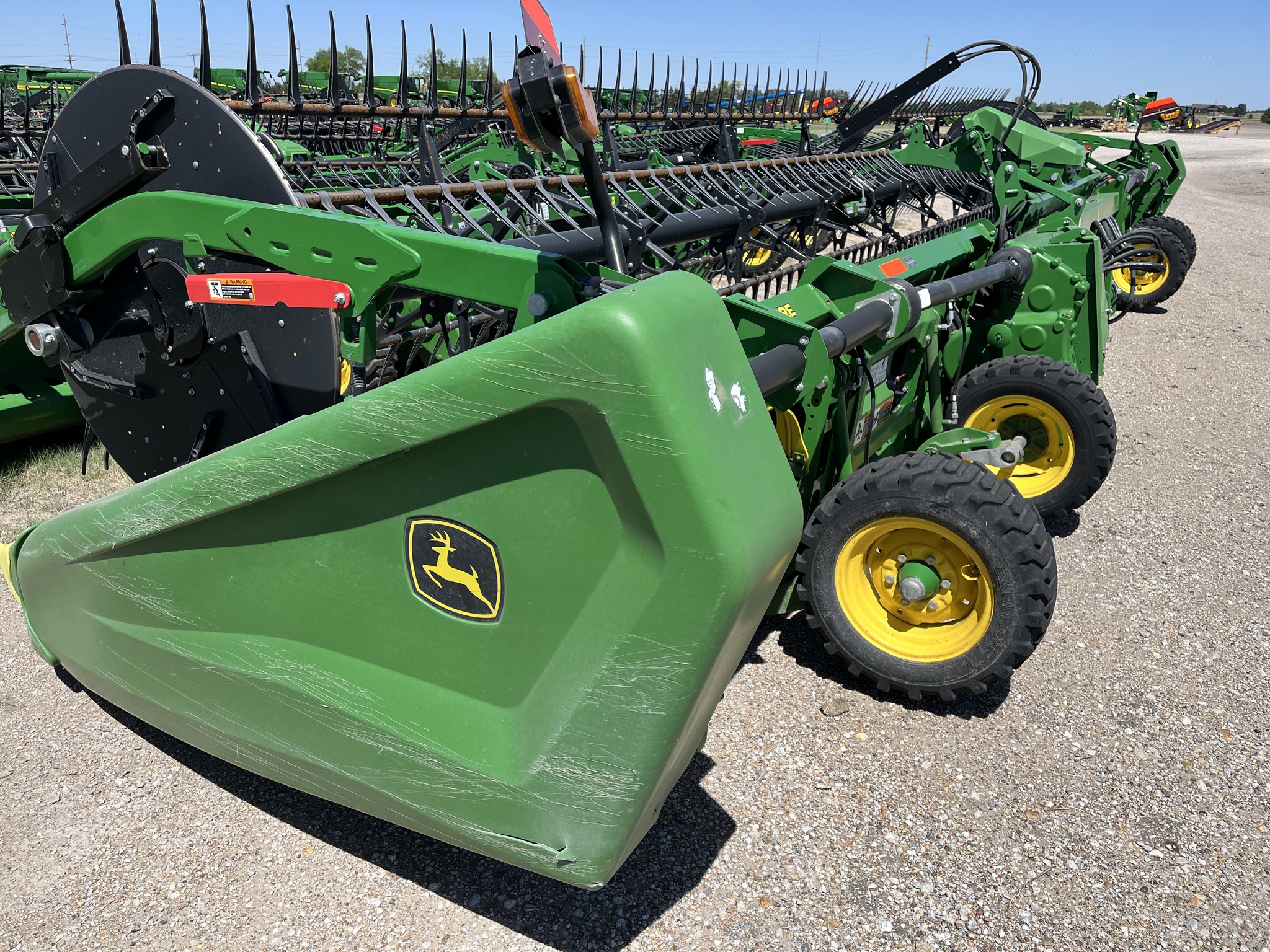 2024 John Deere HD35R Image 4