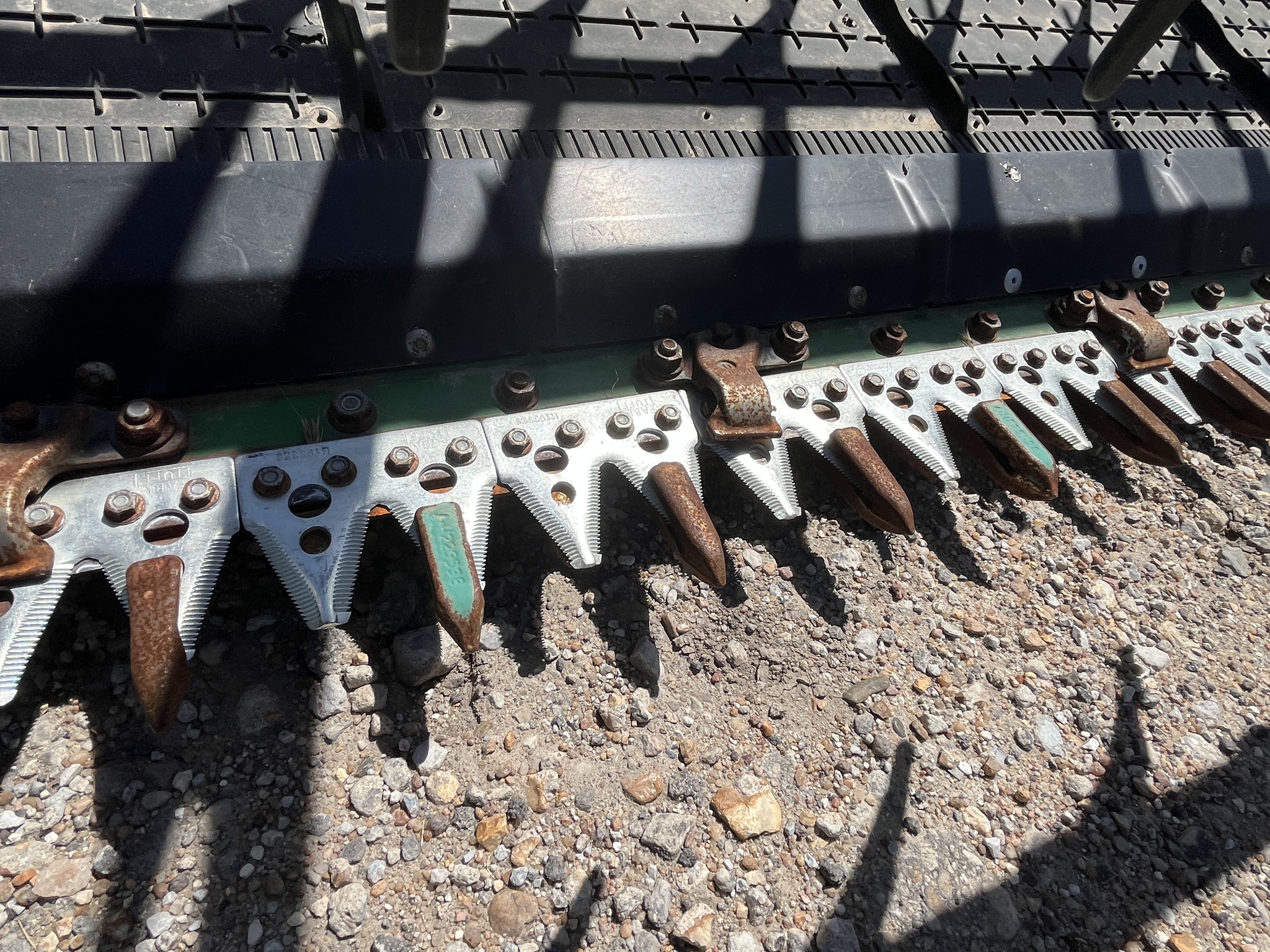 2024 John Deere HD35R Image 8