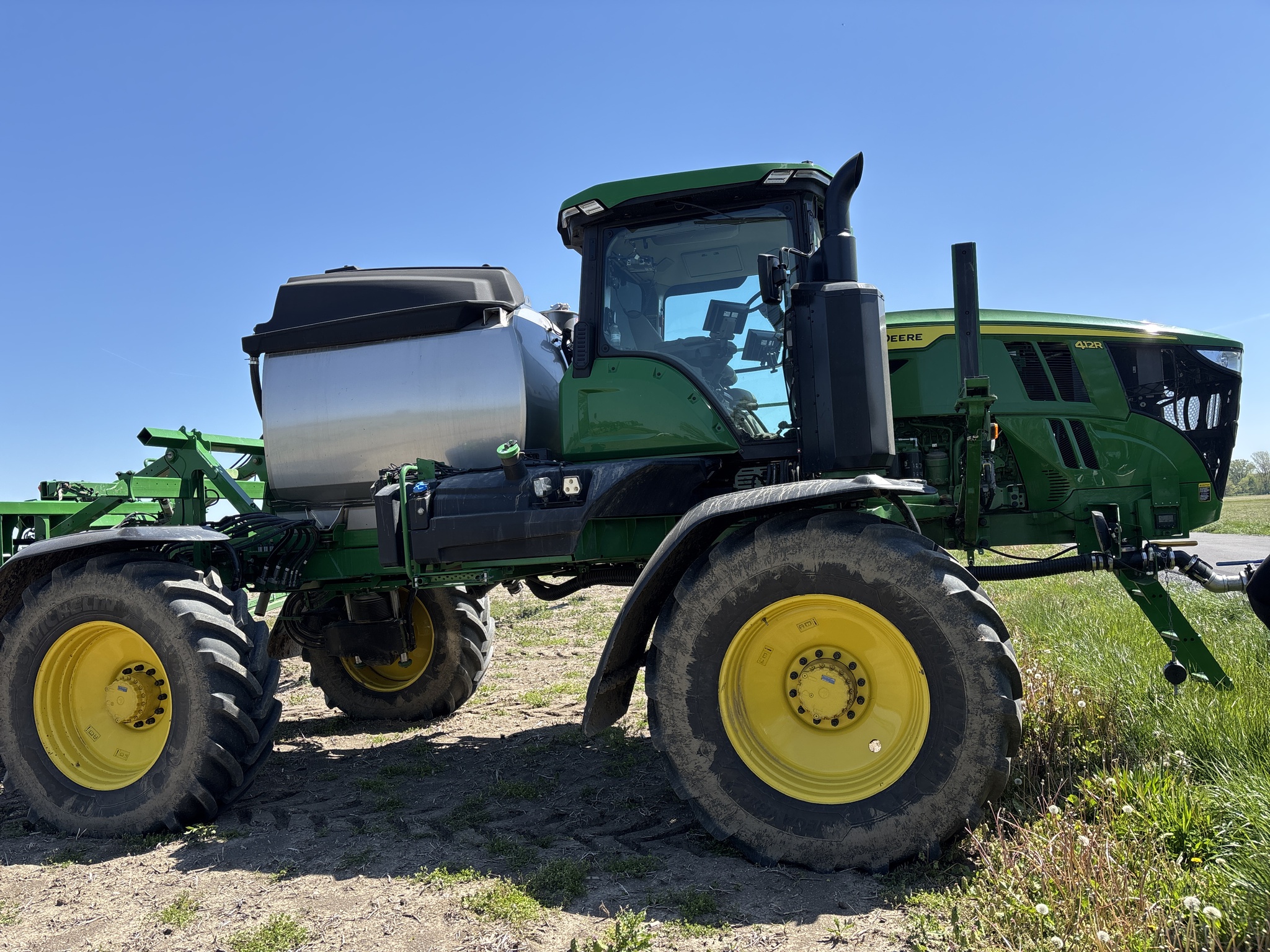 Used 2025 John Deere 412R Self Propelled Sprayers at Koenig Equipment in Anna, OH - PhotoXL3