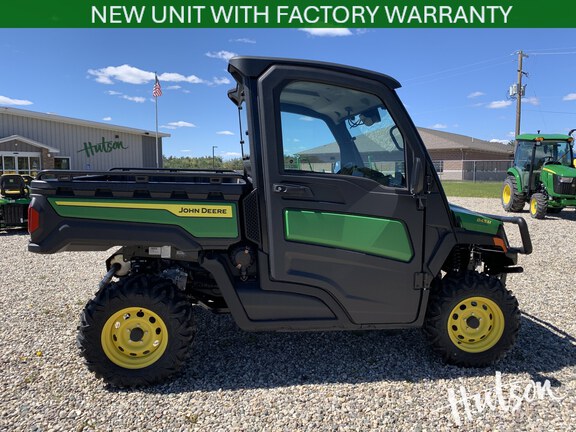 Photo of 2025 John Deere XUV 845M