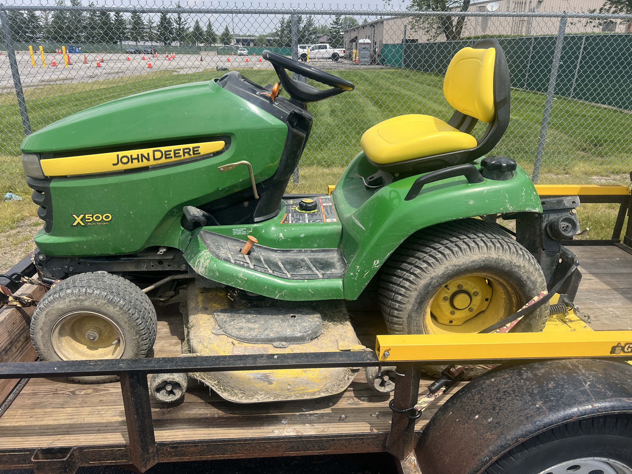 2007 John Deere X500 Image 2