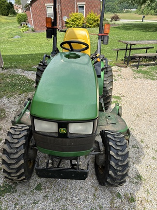 Photo of 2002 John Deere 4110