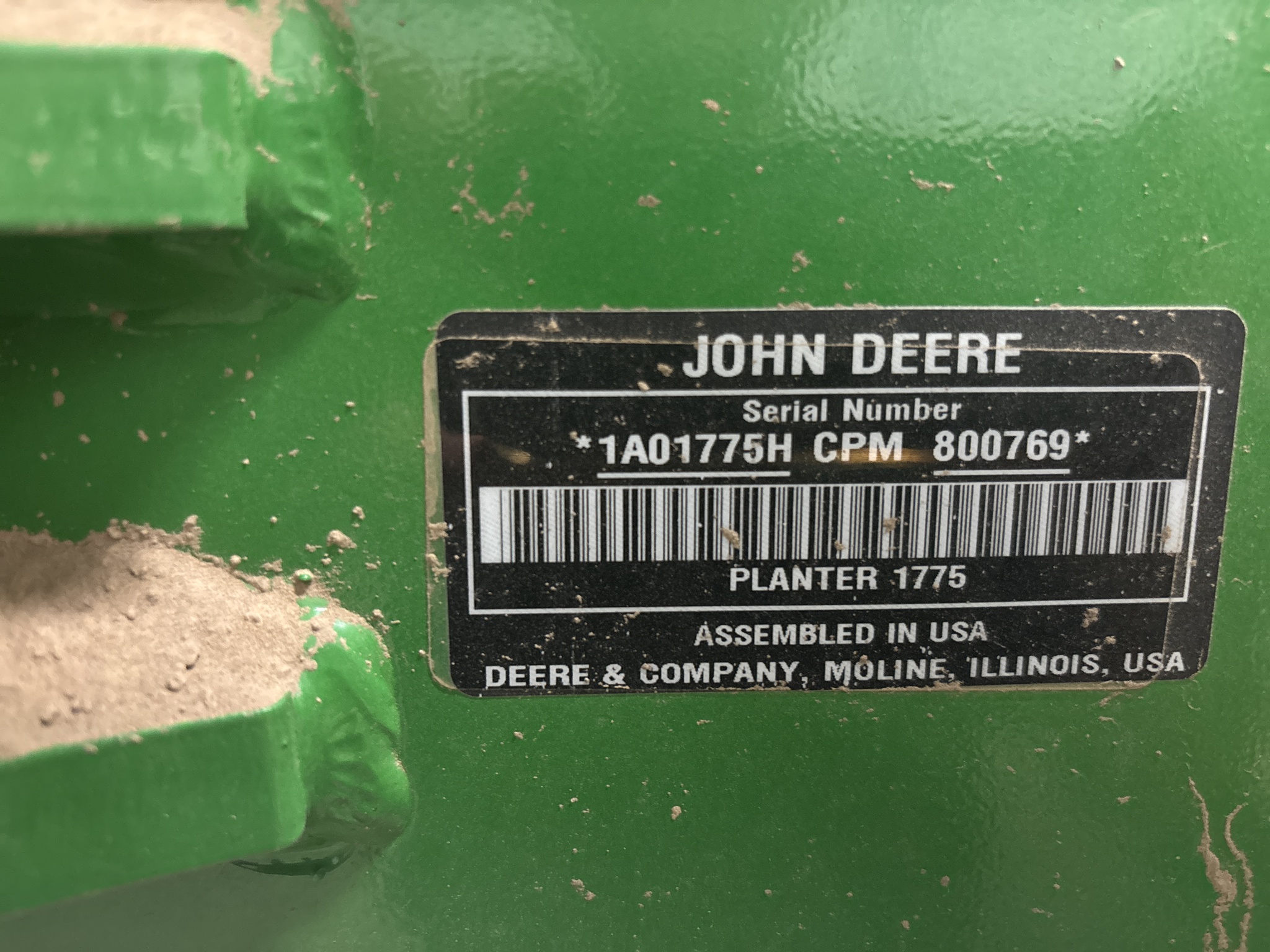 Used 2023 John Deere 1775 Planters: Drawn at Koenig Equipment in Urbana, OH - PhotoXL9