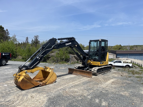Photo of a 2024 John Deere 60 P