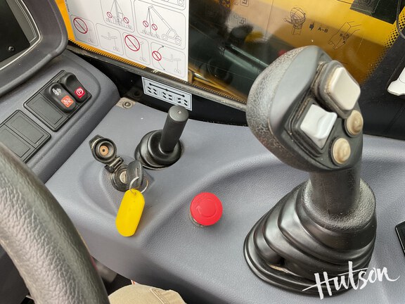 Photo of 2025 Gehl TH5-19