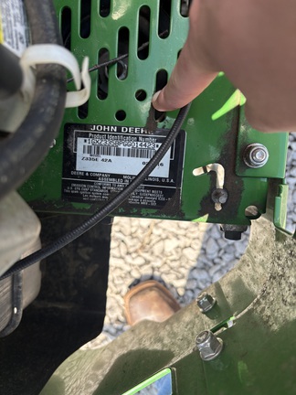 2014 John Deere Z335E