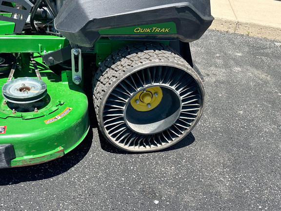 2025 John-Deere Q850M