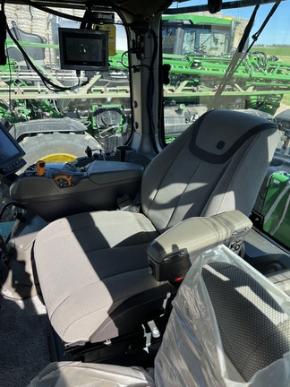 2023 John Deere 9R 440