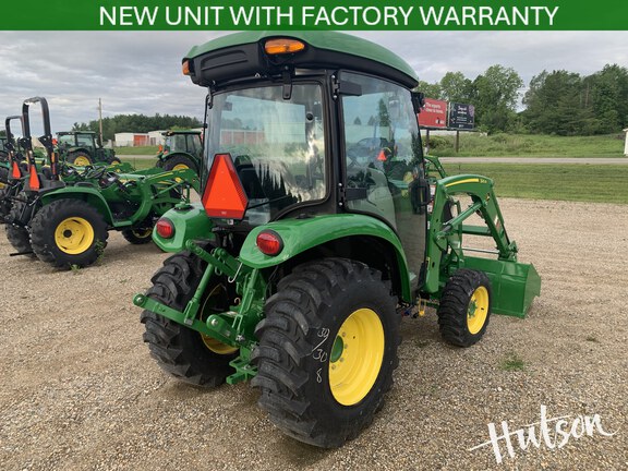 Photo of 2026 John Deere 3033R