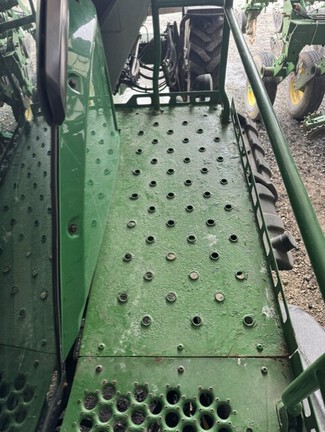 2016 John-Deere R4045