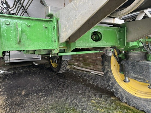 2016 John-Deere R4045