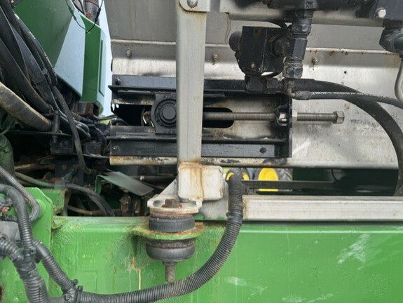 2016 John-Deere R4045