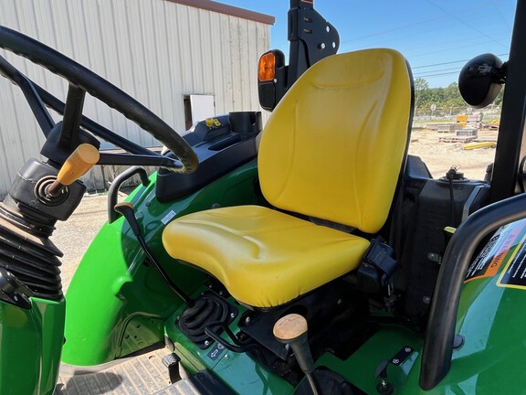 2022 John Deere 5055E-4