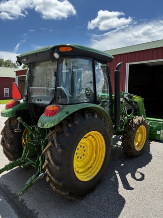 2023 John Deere 5075E