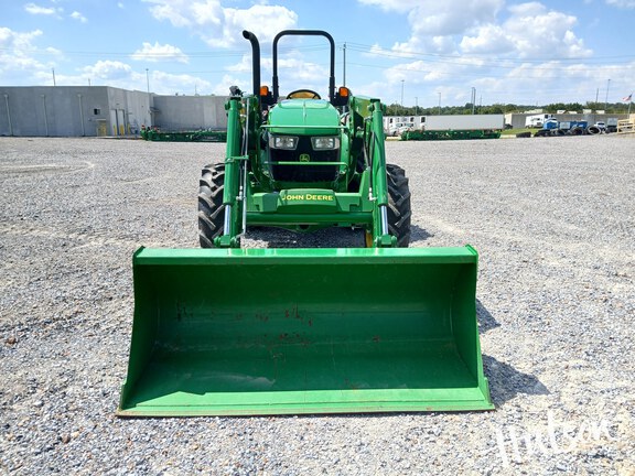 Photo of 2024 John Deere 5050E