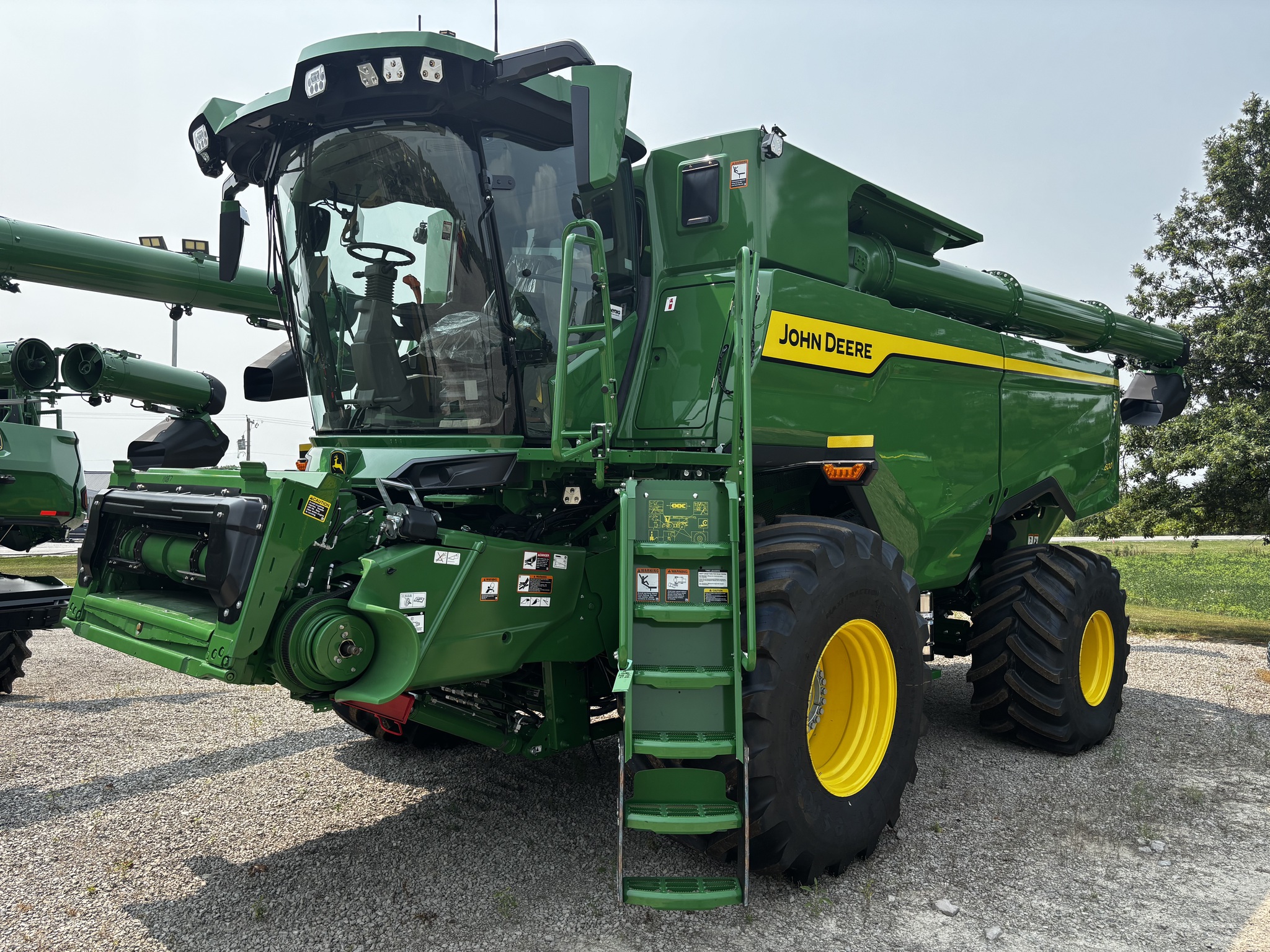 New In-Stock 2026 John Deere S7 600 Combines at Koenig Equipment in Anna, OH - PhotoXL0