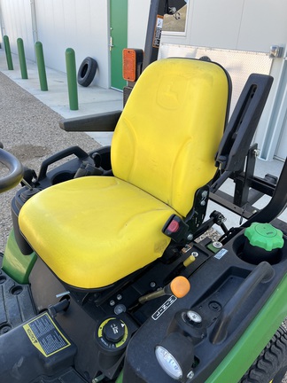 2014 John Deere 1025R (11th thumbnail)