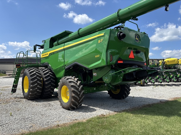 Used 2026 John Deere S7 700 Combines at Koenig Equipment in Urbana, OH - Photo1