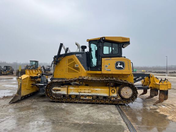 2023 John Deere 850L