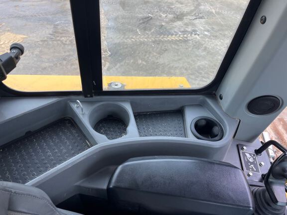 2023 John Deere 850L