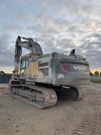 2019 Volvo EC380EL