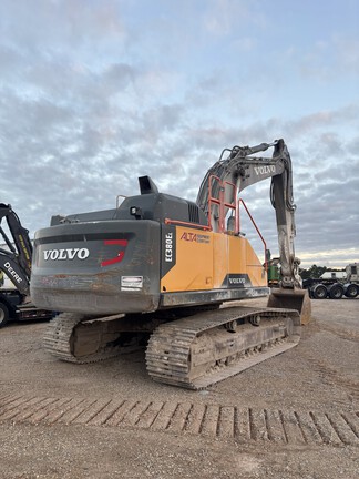 2019 Volvo EC380EL