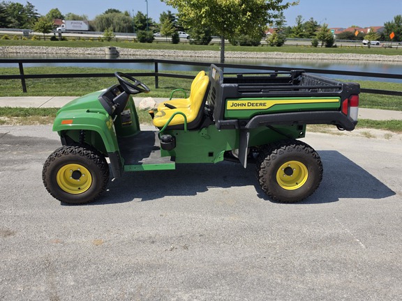 2025 John-Deere TX 4X2