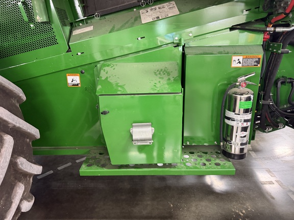 2025 John Deere S7 800 - Photo16