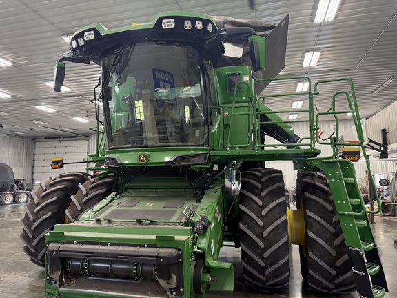 2025 John Deere S7 800 - Photo15