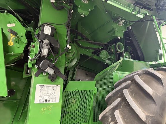 2025 John Deere S7 800 - Photo11